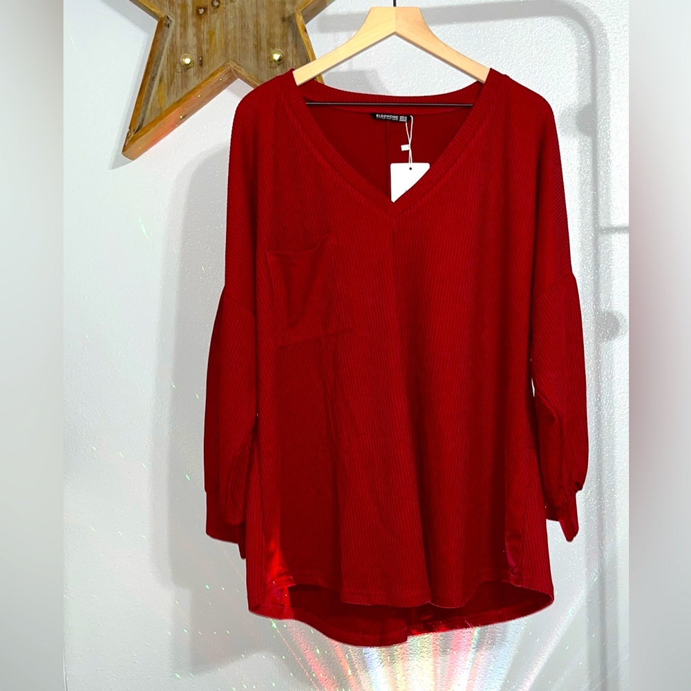 ❤️ NWT Plus Size BloomChic Long Sleeve Balloon 🎈 Sleeve V-Neck Blouse
